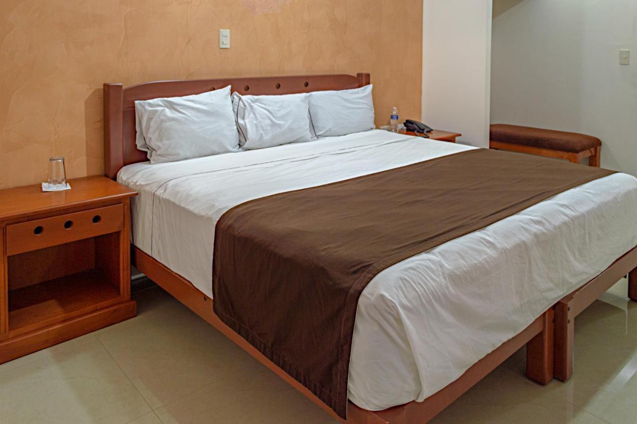 Gran Hotel Residencial Galerias Ciudad Obregón Buitenkant foto